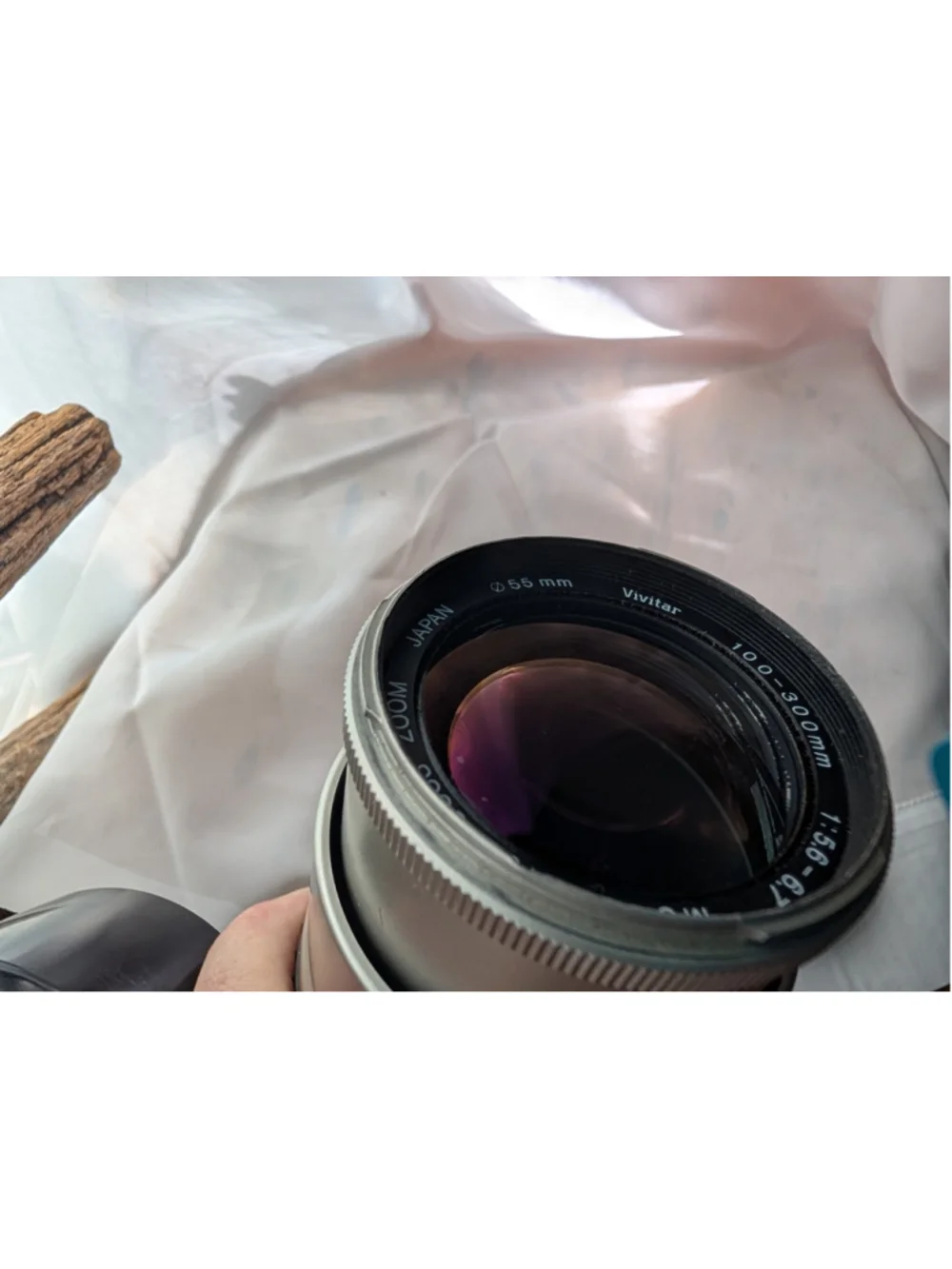 Vivitar 100-300mm MC Auto Focus Zoom Lens 55mm Japan w/ Hood & EF Marked Cap
